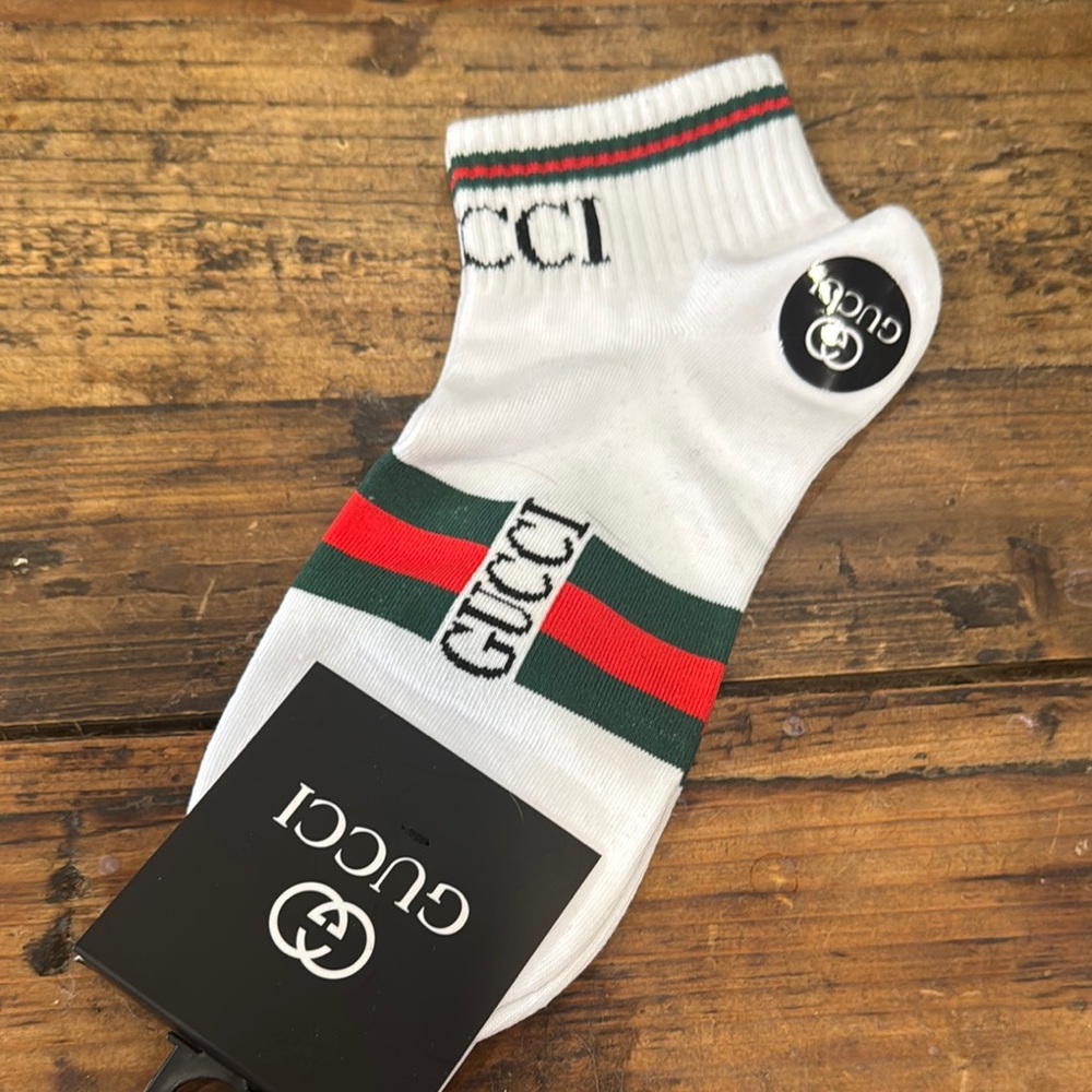 Gucci White and Green Casual Socks with Elastic Band